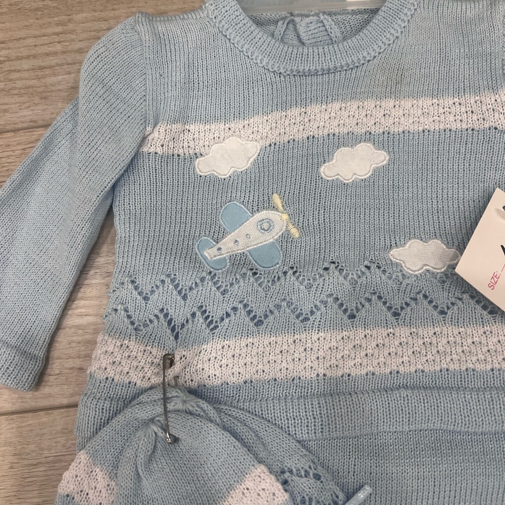 Brand new with tags Baby Boy knitted outfit